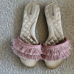 Birdies The Sparrow Women's Pink Fringe Slide Sandals